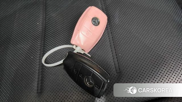 Mercedes-Benz GLE-Class W167 2023 Белый из Кореи, фото 5