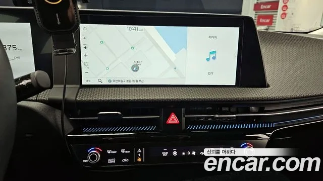 Kia EV6 2024 Черный из Кореи, фото 5