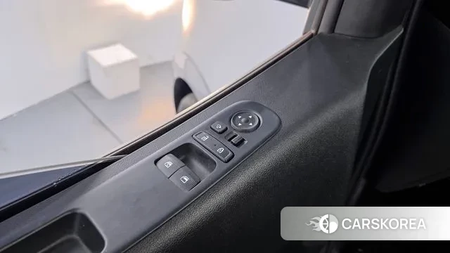 Hyundai Staria 2023 Серебряный из Кореи, фото 5