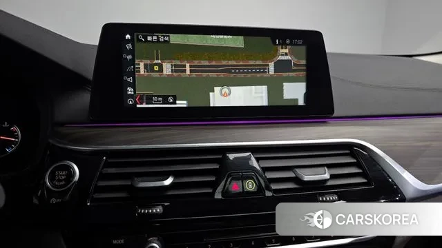 BMW 5 Series (G30) 2018 Белый из Кореи, фото 5