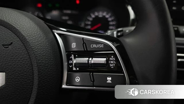 Kia Seltos 2022 Белый из Кореи, фото 5