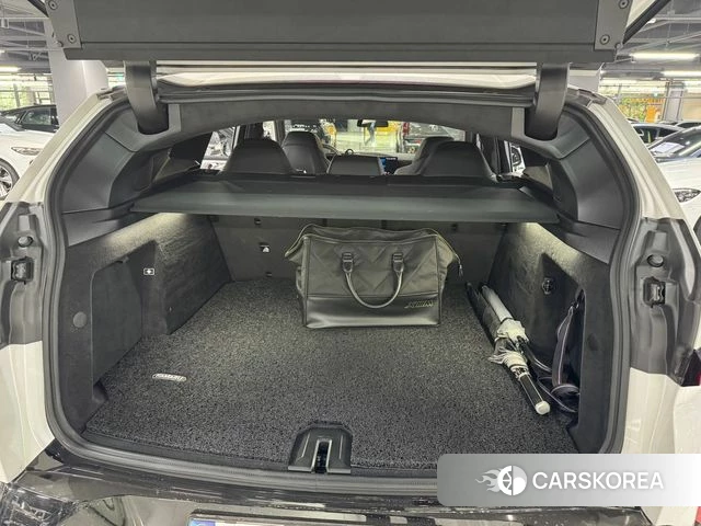 BMW XM (G09) 2023 Белый из Кореи, фото 5