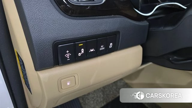 Kia The New Carnival 2018 Белый из Кореи, фото 5