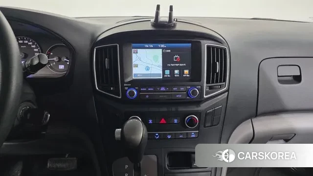 Hyundai The New Grand Starex 2019 Белый из Кореи, фото 5