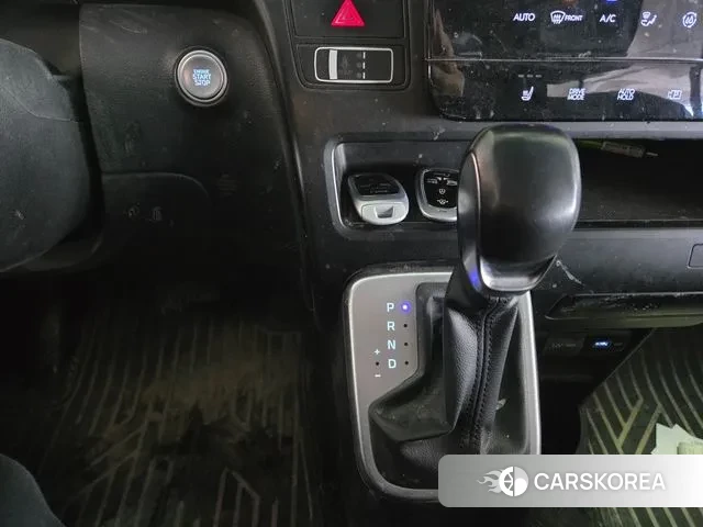 Hyundai Staria 2021 Серый из Кореи, фото 5