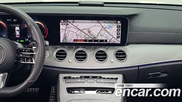 Mercedes-Benz E-Class W213 2022 Белый из Кореи, фото 5