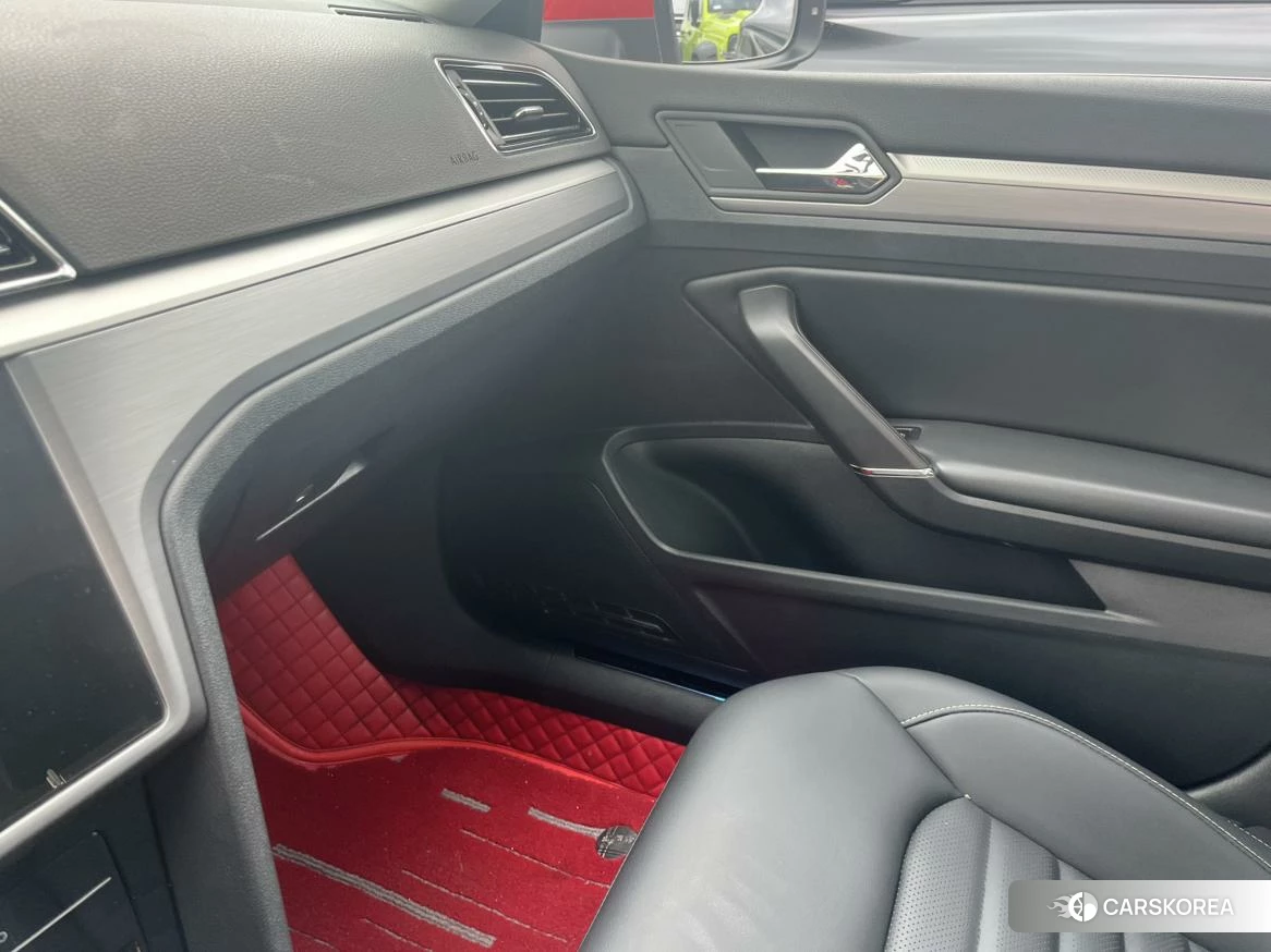 Volkswagen Lingdu 2020 Красный из Китая, фото 5