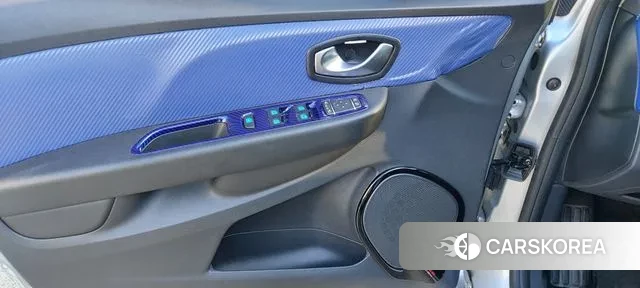 Renault Korea (Samsung) Clio 2018 Серебряный из Кореи, фото 5