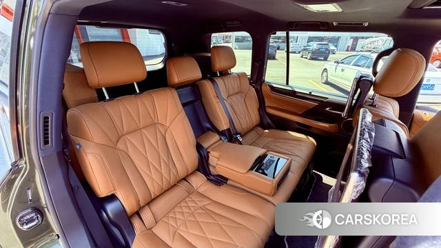 Lexus LX 2023 Зеленый из Китая, фото 5