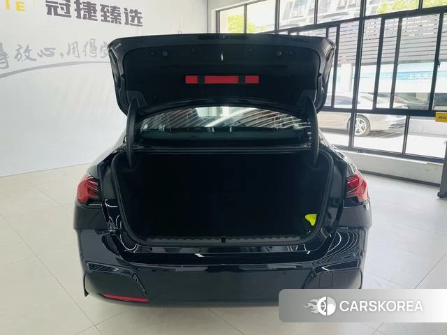 BMW 2 series 2025 Черный из Китая, фото 5