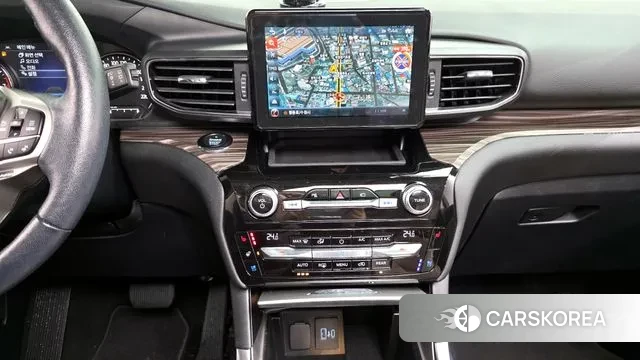 Ford Explorer 6th Generation 2021 Белый из Кореи, фото 5