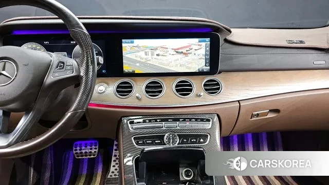 Mercedes-Benz E-Class W213 2018 Белый из Кореи, фото 5