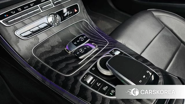 Mercedes-Benz E-Class W213 2020 Белый из Кореи, фото 5