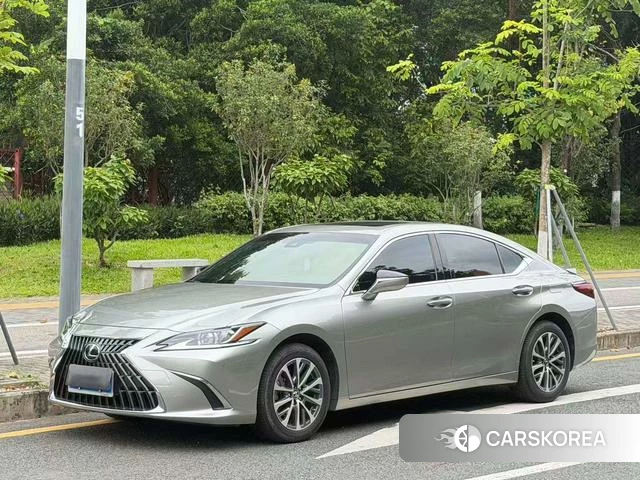 Lexus ES 2023 Серебристо-серый из Китая, фото 5