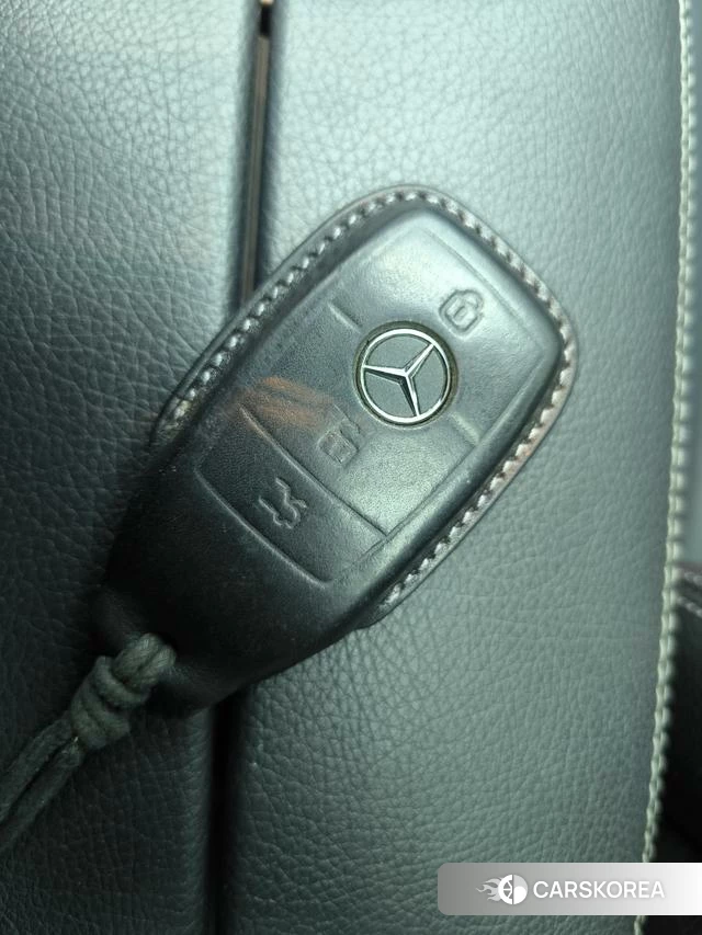 Mercedes-Benz Class C 2021 Белый из Китая, фото 5
