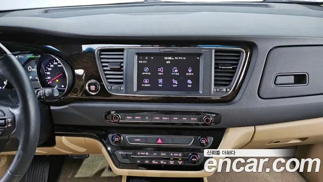 Kia The New Carnival 2019 Белый из Кореи, фото 5