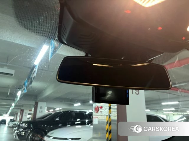 BMW 5 Series (G30) 2020 Белый из Кореи, фото 5