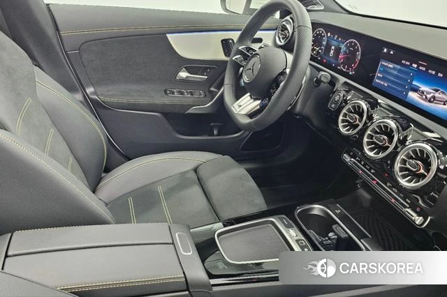 Mercedes-Benz CLA-Class C118 2025 Белый из Кореи, фото 5