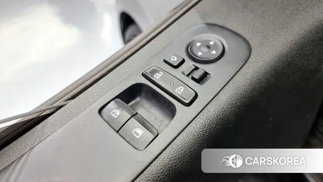 Hyundai Staria 2021 Серебряный из Кореи, фото 5