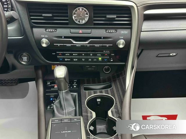 Lexus RX 2022 Серебристо-серый из Китая, фото 5