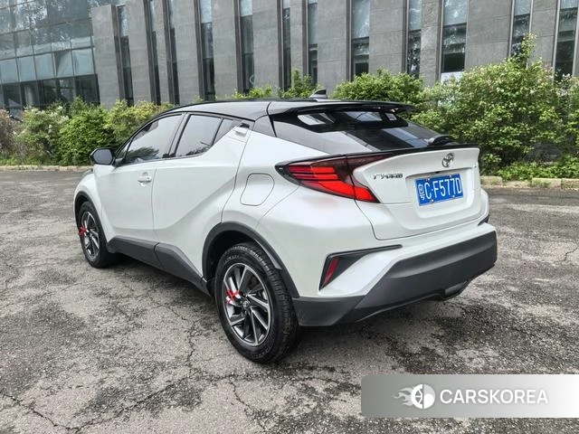 Toyota C-HR 2022 Белый из Китая, фото 5