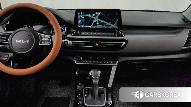Kia Seltos 2022 Белый из Кореи, фото 5