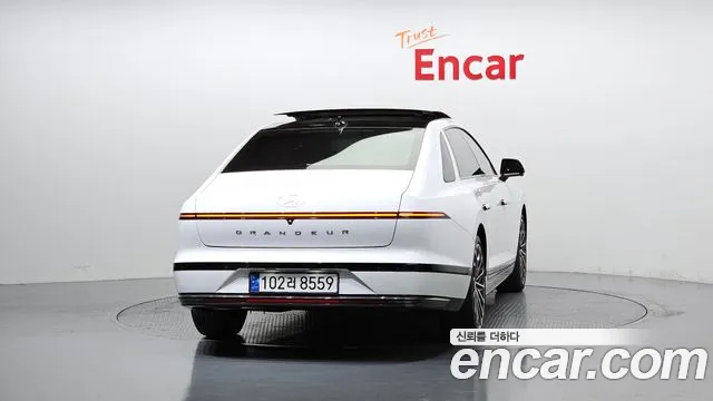 Hyundai Grandeur Hybrid (GN7) id 2687809 из Кореи 5