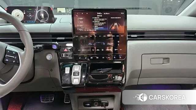 Hyundai Staria 2025 Белый из Кореи, фото 5