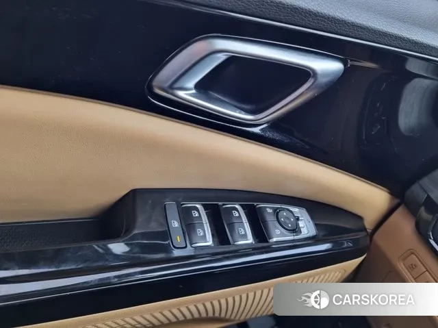 Kia Carnival 4th generation 2023 Белый из Кореи, фото 5