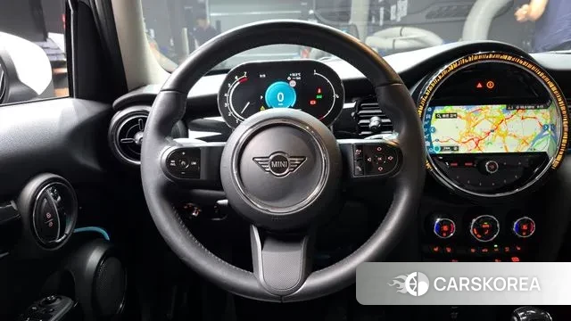 Mini Cooper 2021 Черный из Кореи, фото 5