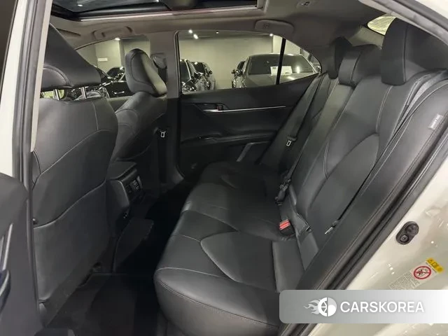 Toyota Camry (XV70) 2018 Белый из Кореи, фото 5