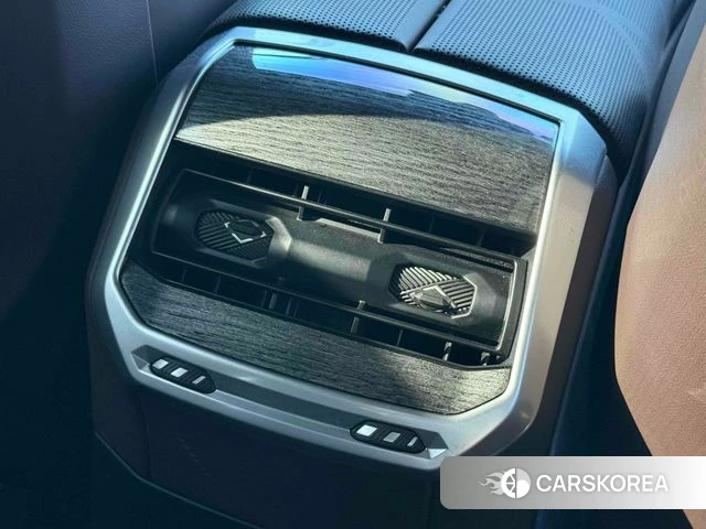 BMW 7 Series (G70) 2022 Белый из Кореи, фото 5