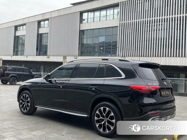 Mercedes-Benz GLC 2023 Черный из Китая, фото 5