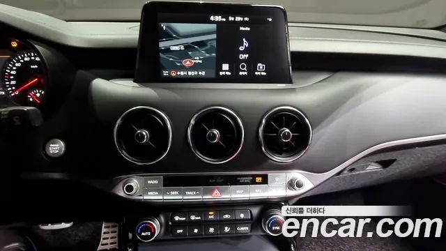 Kia Stinger id 2754178 из Кореи 5