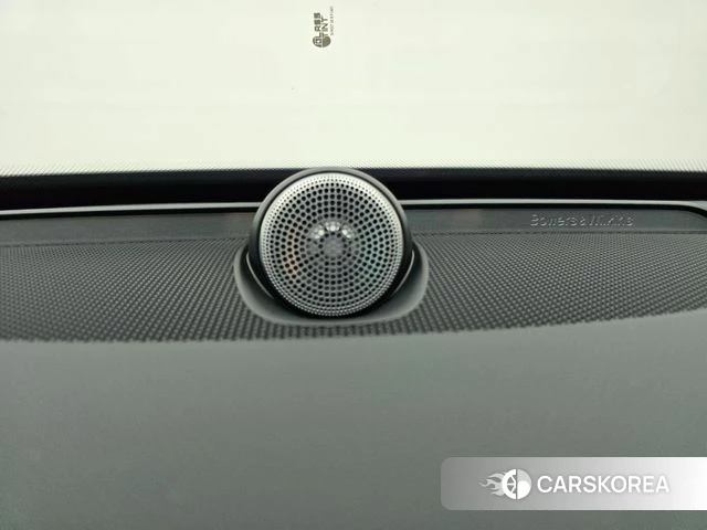 Volvo V90 Cross-Country 2024 Белый из Кореи, фото 5