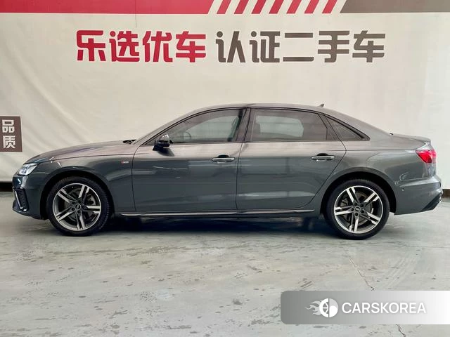 Audi A4L 2022 Темно-серый из Китая, фото 5