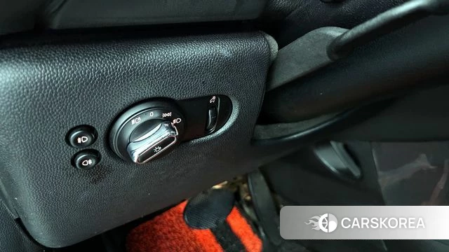 Mini Cooper 2020 Серебряный из Кореи, фото 5