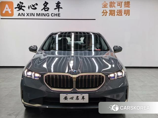 BMW 5 series 2024 Синий из Китая, фото 5