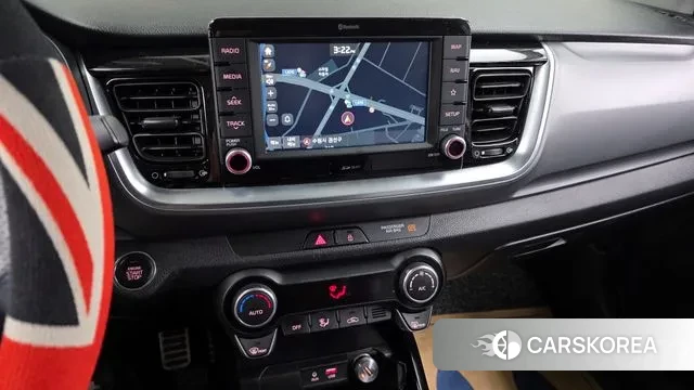 Kia Stonic 2018 Белый из Кореи, фото 5