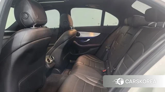 Mercedes-Benz C-Class W205 2021 Белый из Кореи, фото 5