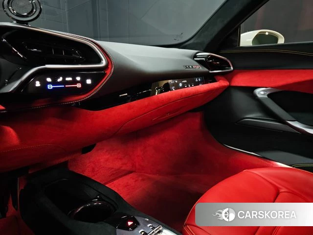 Ferrari 296 GTB 2023 Белый из Кореи, фото 5