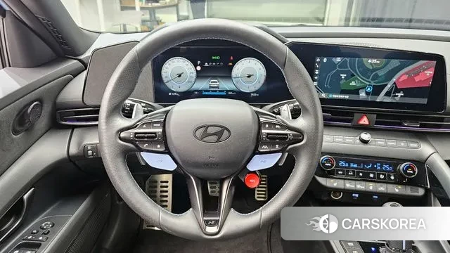 Hyundai The New Avante (CN7) 2025 Светло-серебряный цвет из Кореи, фото 5