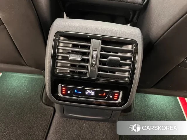 Volkswagen Arteon 2022 Белый из Кореи, фото 5