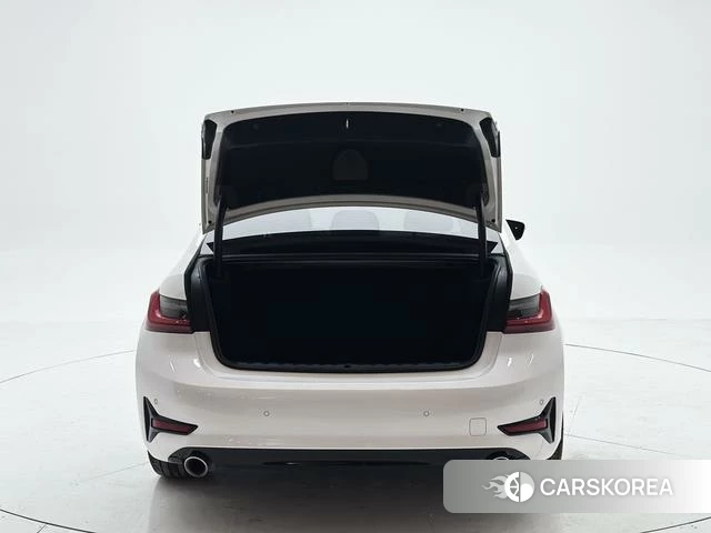 BMW 3 series 2022 Белый из Китая, фото 5