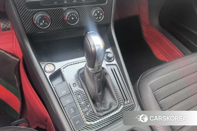 Volkswagen Lavida 2022 Темно-серый из Китая, фото 5