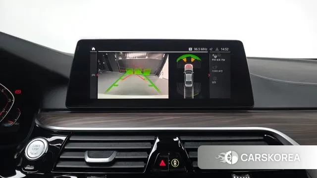 BMW 5 Series (G30) 2020 Белый из Кореи, фото 5