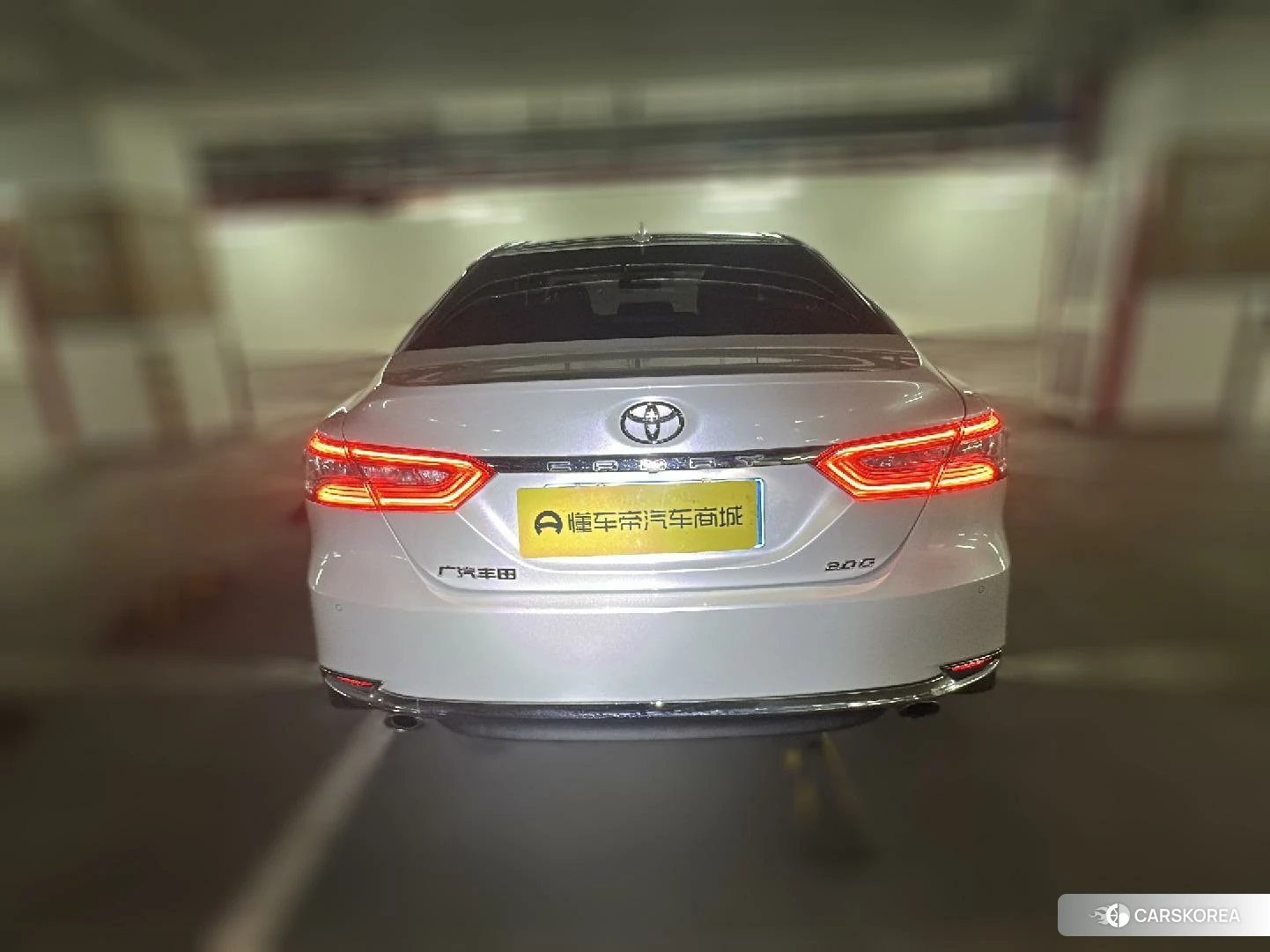 Toyota Camry 2023 Белый из Китая, фото 5