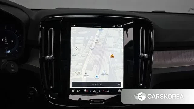 Volvo XC40 2022 Белый из Кореи, фото 5