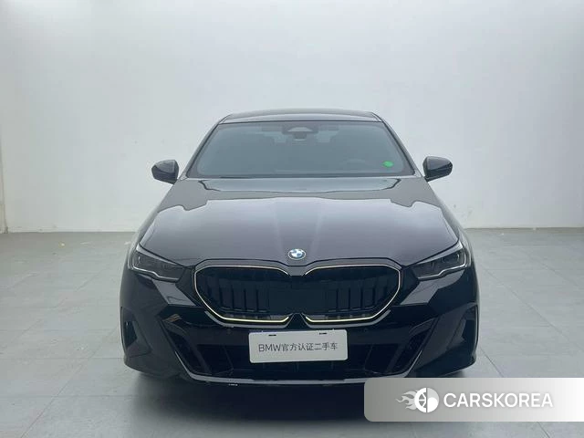 BMW 5 series (imported) 2025 Черный из Китая, фото 5