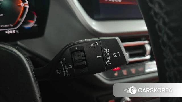 BMW 1 Series (F40) 2021 Черный из Кореи, фото 5